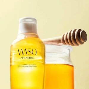 Shiseido WASO Refreshing Cleanser in Vibrant Orange
